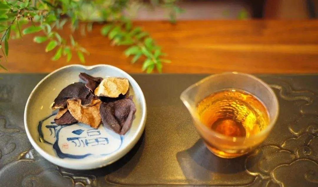 新会陈皮的功效与正确喝法：理气健脾、燥湿化痰、助消化