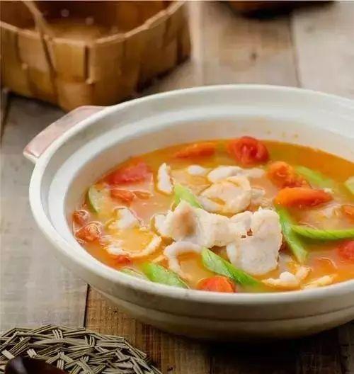 探索川菜独特风味：一菜一格，百菜百味的中国四大菜系之一