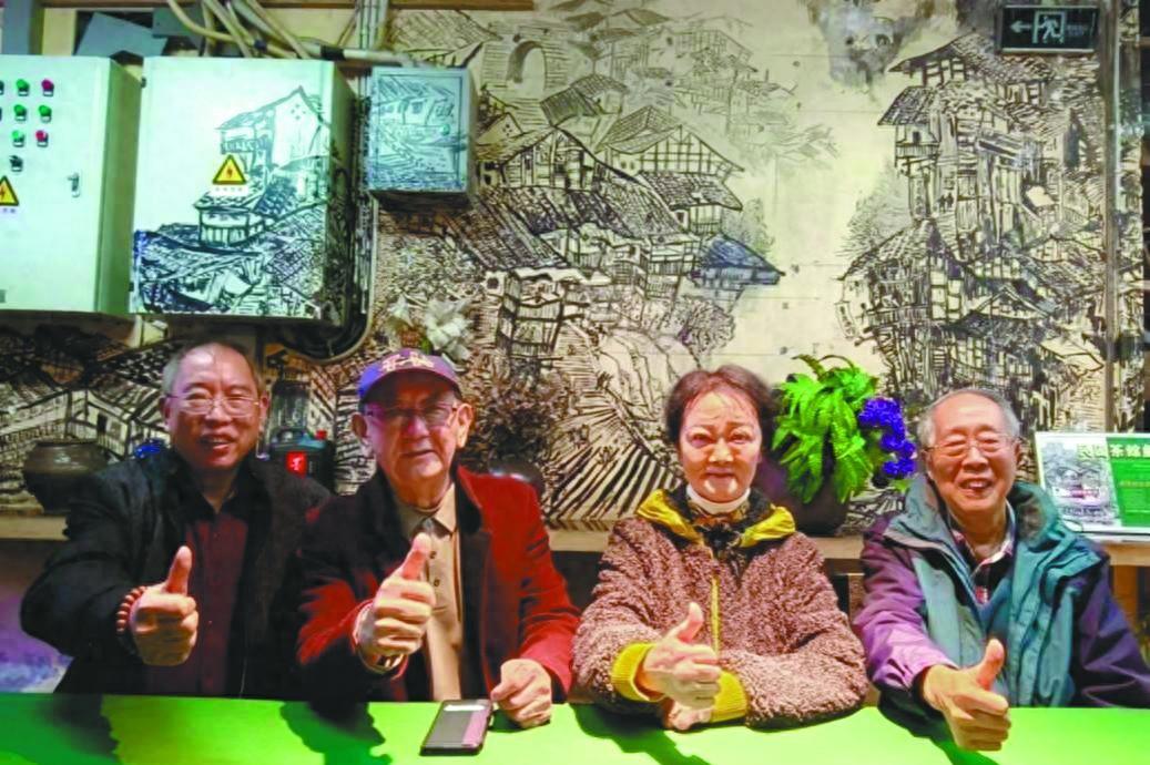 陈皮兔 重庆饭店美食回忆：从火锅到月饼，探索重庆经典美食之旅