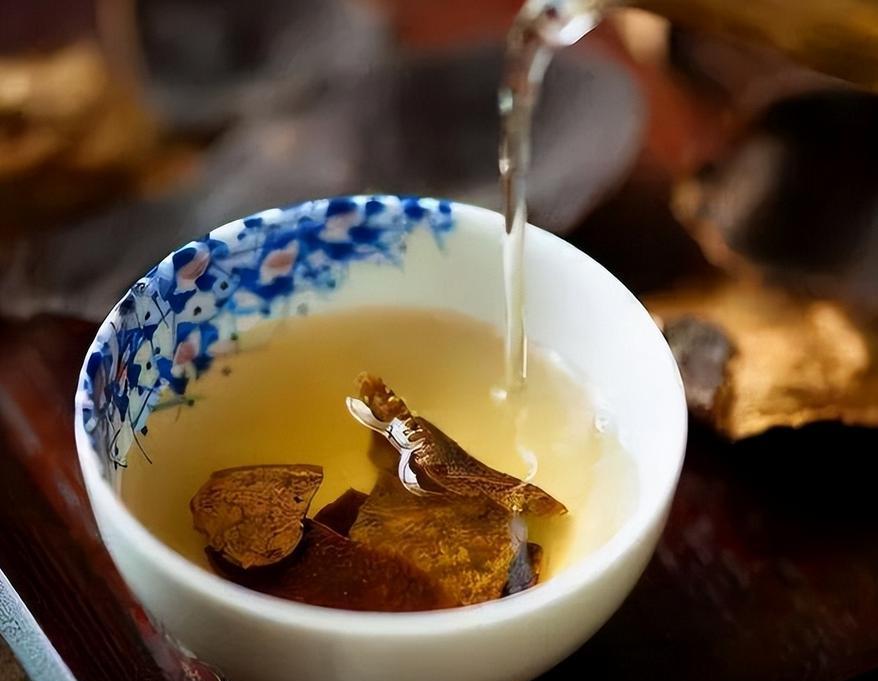 冬日健康守护神：陈皮茶的五大神奇功效与医生推荐