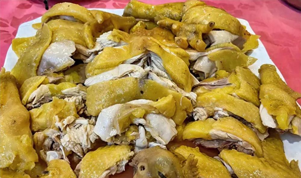 江门松记大排档：陈皮鸡翅招牌菜与亲民价格的夜宵好去处